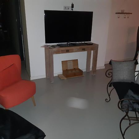Hotel Les Ronzières à Saint-Paul-d'Uzore Extérieur photo